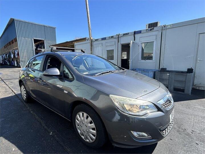 Vauxhall Astra 1.6 16v Exclusiv Euro 5 5dr