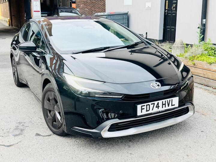 Toyota Prius 2.0 13.6kWh Design CVT Euro 6 (s/s) 5dr Toyota Prius 2.0 13.6kWh Design CVT Euro 6 (s/s) 5dr