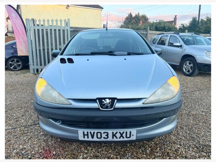 Peugeot 206 1.1 Verve 5dr (a/c) Peugeot 206 1.1 Verve 5dr (a/c)