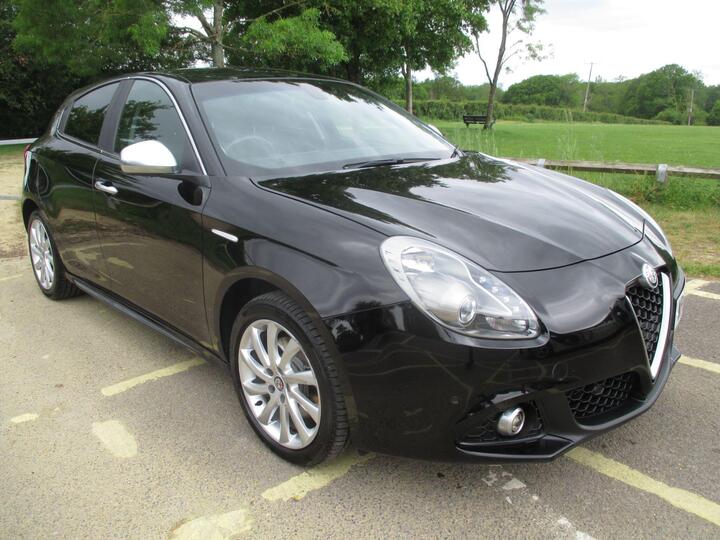 Alfa Romeo Giulietta 2.0 JTDM-2 Tecnica Euro 6 (s/s) 5dr