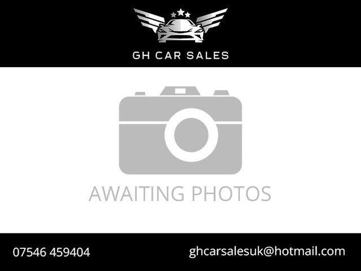 Land Rover RANGE ROVER EVOQUE 1.5 P300e 12.2kWh R-Dynamic SE Auto 4WD Euro 6 (s/s) 5dr
