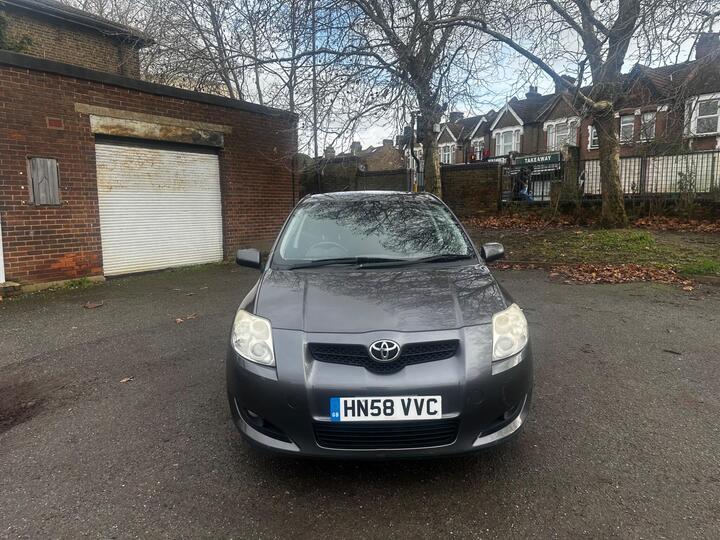 Toyota Auris 1.6 VVT-i TR 5dr