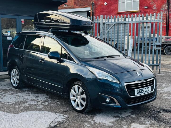 Peugeot 5008 1.6 HDi Allure Euro 5 5dr