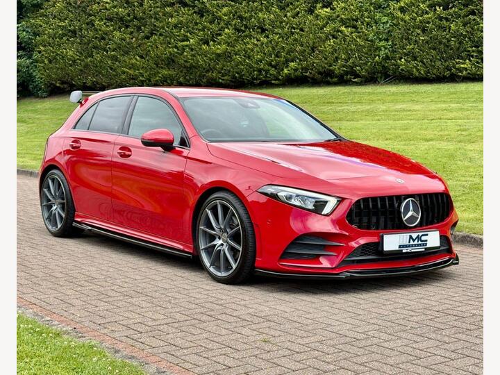 Mercedes-Benz A-CLASS 1.5 A180d AMG Line (Executive) 7G-DCT Euro 6 (s/s) 5dr
