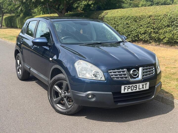 Nissan Qashqai Qashqai  Hatchback 2.0 Automatic Petrol