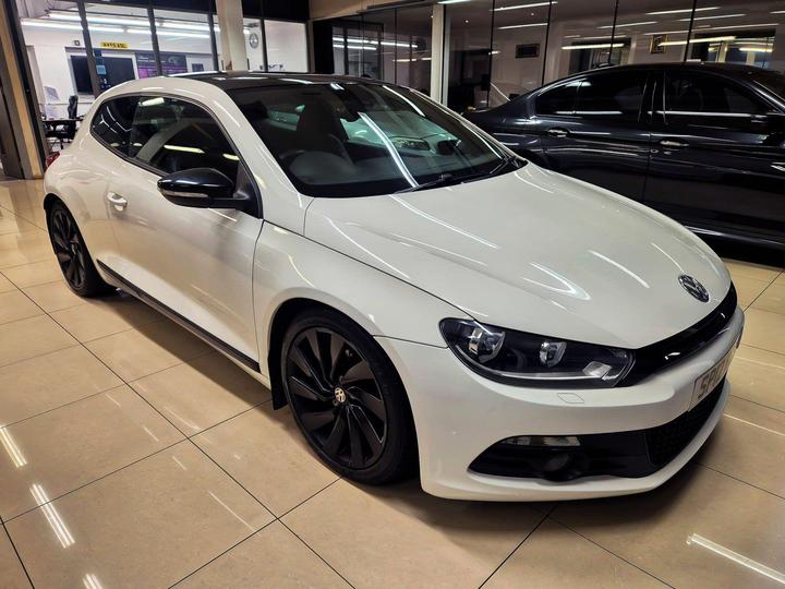 Volkswagen Scirocco 2.0 TDI BlueMotion Tech GT DSG Euro 5 (s/s) 3dr