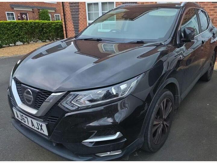Nissan QASHQAI 1.2 DIG-T N-Connecta Euro 6 (s/s) 5dr