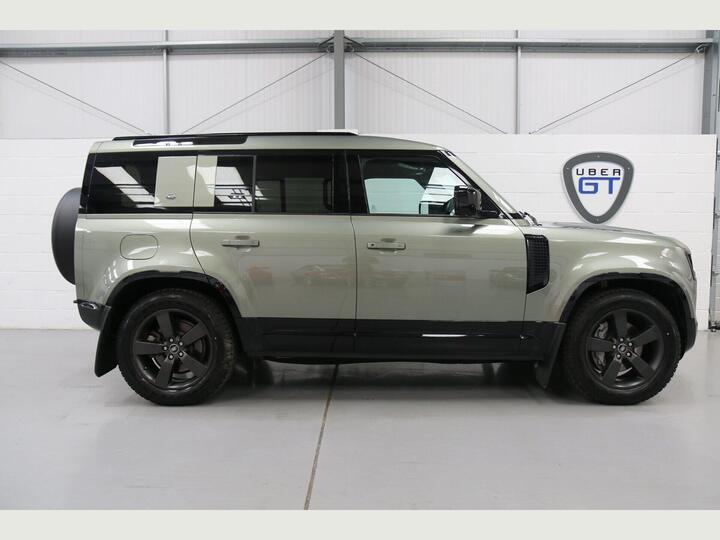 Land Rover Defender 3.0 D300 MHEV X-Dynamic HSE Auto 4WD Euro 6 (s/s) 5dr