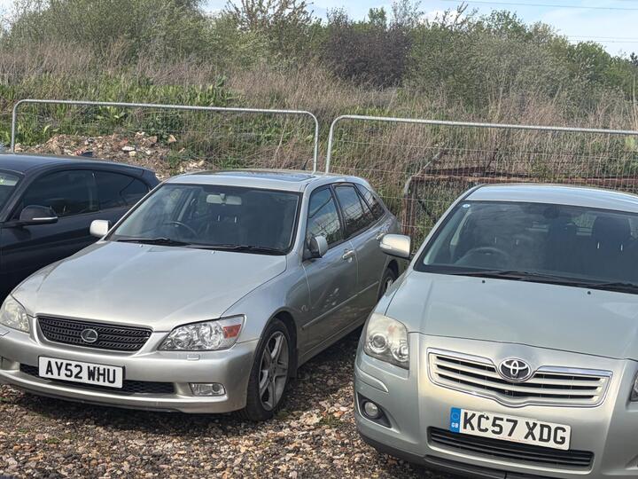 Lexus IS 2.0 200 SportCross 5dr