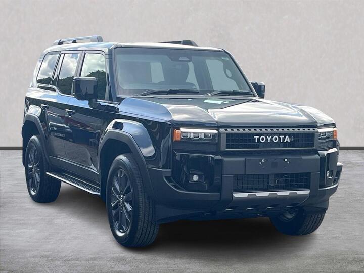 Toyota LAND CRUISER 2.8D Invincible Auto 4WD Euro 6 (s/s) 5dr (LWB)