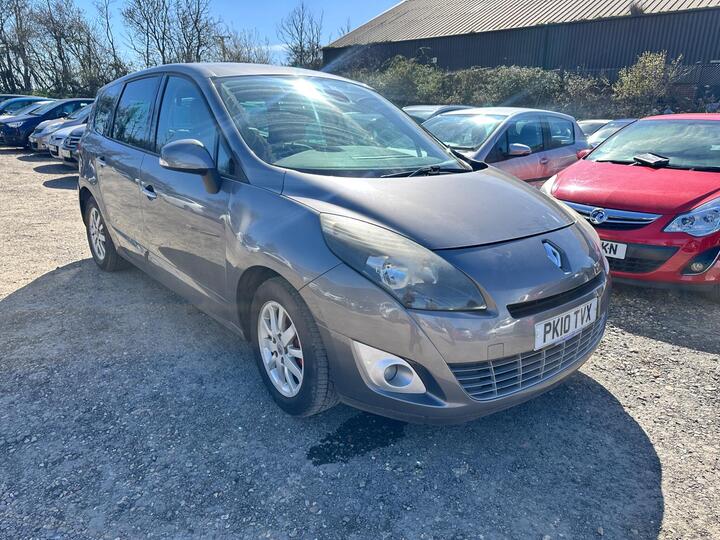 Renault Grand Scenic 1.5 DCi Privilege TomTom Euro 4 5dr