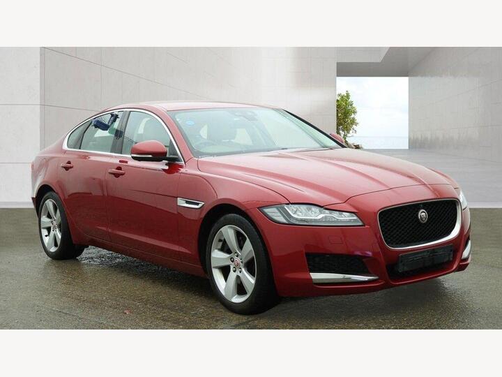 Jaguar XF 2.0d Portfolio Auto Euro 6 (s/s) 4dr