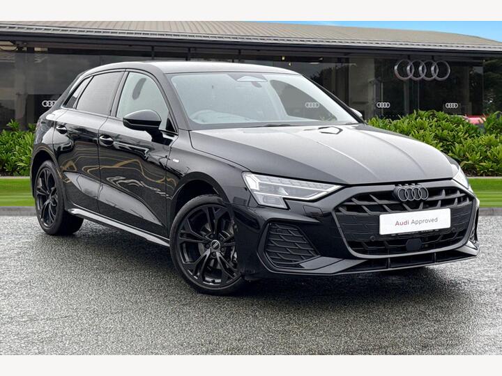 Audi A3 Sportback 1.5 TFSIe Black Edition Sportback S Tronic Euro 6 (s/s) 5dr 17.9kWh