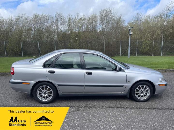 Volvo S40 1.8 S 4dr