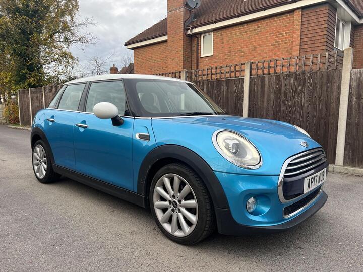 MINI Hatch 1.5 Cooper Auto Euro 6 (s/s) 5dr