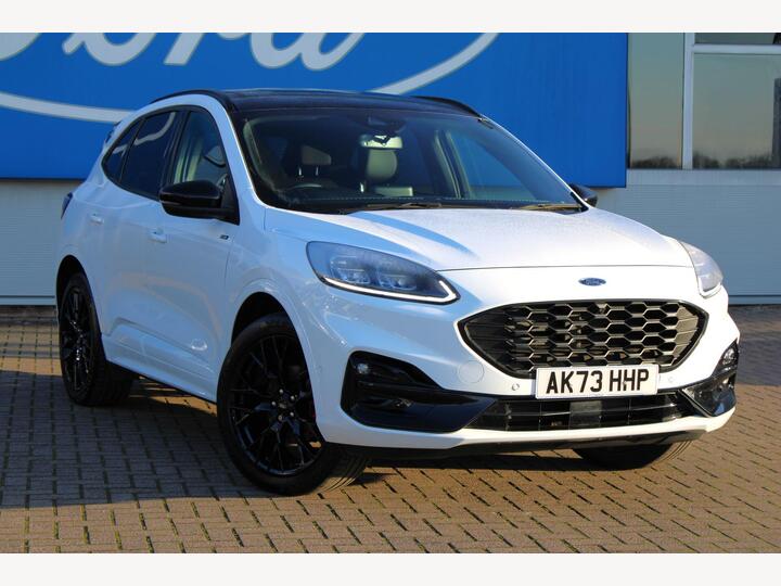 Ford KUGA 2.5 Duratec 14.4kWh Black Package Edition CVT Euro 6 (s/s) 5dr