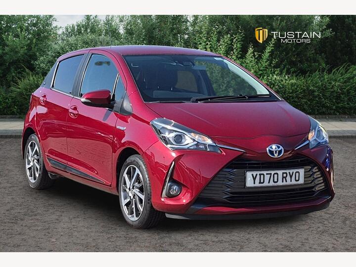 Toyota Yaris 1.5 VVT-h Y20 Bi-tone E-CVT Euro 6 (s/s) 5dr