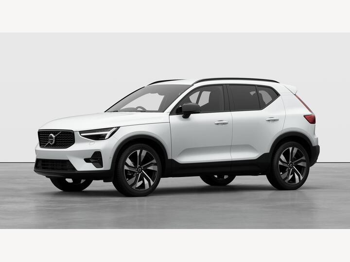 Volvo XC40 2.0 B3 MHEV Plus Pro DCT Auto Euro 6 (s/s) 5dr