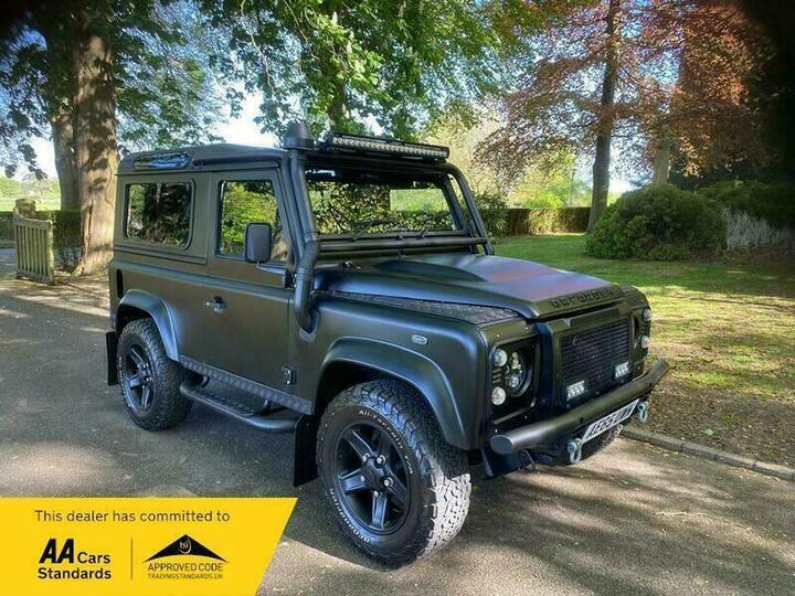 Land Rover Defender 2.2 TDCi Landmark Station Wagon 4WD SWB Euro 5 3dr