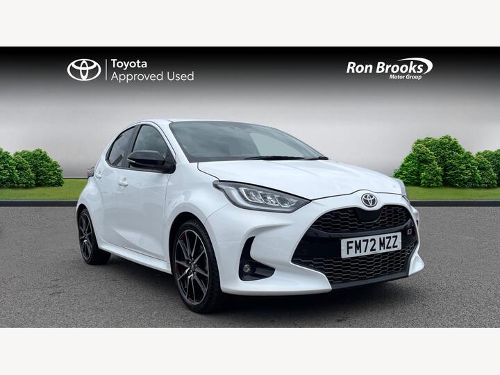 Toyota Yaris 1.5 VVT-h GR SPORT E-CVT Euro 6 (s/s) 5dr