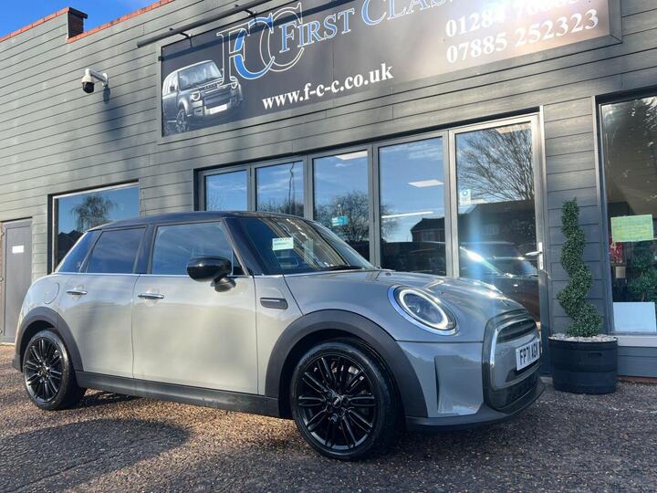 MINI HATCH 1.5 Cooper Exclusive Euro 6 (s/s) 5dr