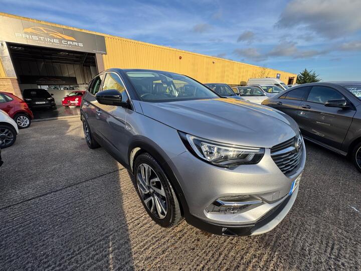 Vauxhall Grandland X 1.2 Turbo Elite Nav Auto Euro 6 (s/s) 5dr Vauxhall Grandland X 1.2 Turbo Elite Nav Auto Euro 6 (s/s) 5dr