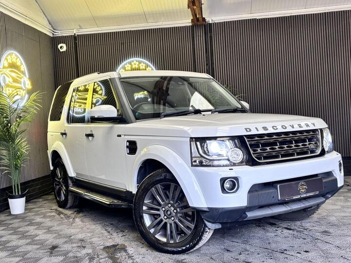 Land Rover DISCOVERY 4 3.0 SD V6 Graphite Auto 4WD Euro 6 (s/s) 5dr Land Rover DISCOVERY 4 3.0 SD V6 Graphite Auto 4WD Euro 6 (s/s) 5dr