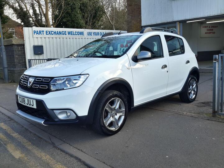 Dacia Sandero Stepway 0.9 TCe Ambiance Euro 6 (s/s) 5dr Dacia Sandero Stepway 0.9 TCe Ambiance Euro 6 (s/s) 5dr