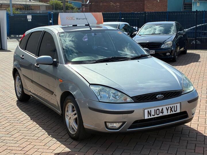Ford Focus 1.6i 16v Zetec 5dr