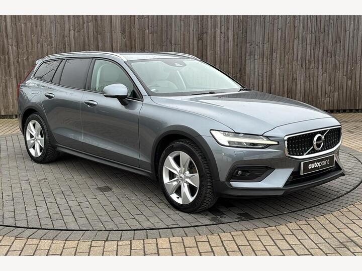Volvo V60 Cross Country 2.0 D4 Plus Auto AWD Euro 6 (s/s) 5dr