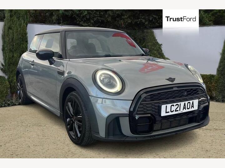 MINI HATCHBACK 1.5 Cooper Sport Euro 6 (s/s) 3dr