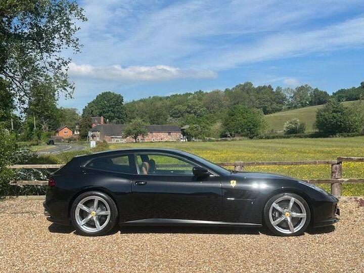 Ferrari GTC4Lusso 3.9T V8 F1 DCT Euro 6 (s/s) 2dr Ferrari GTC4Lusso 3.9T V8 F1 DCT Euro 6 (s/s) 2dr