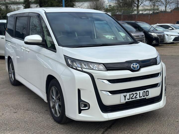 Toyota Noah N/A