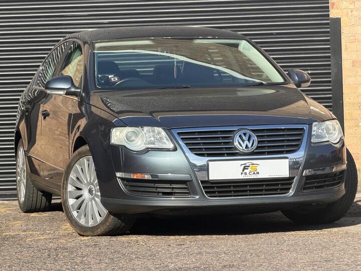 Volkswagen PASSAT 2.0 TDI Highline Plus DSG Euro 5 4dr