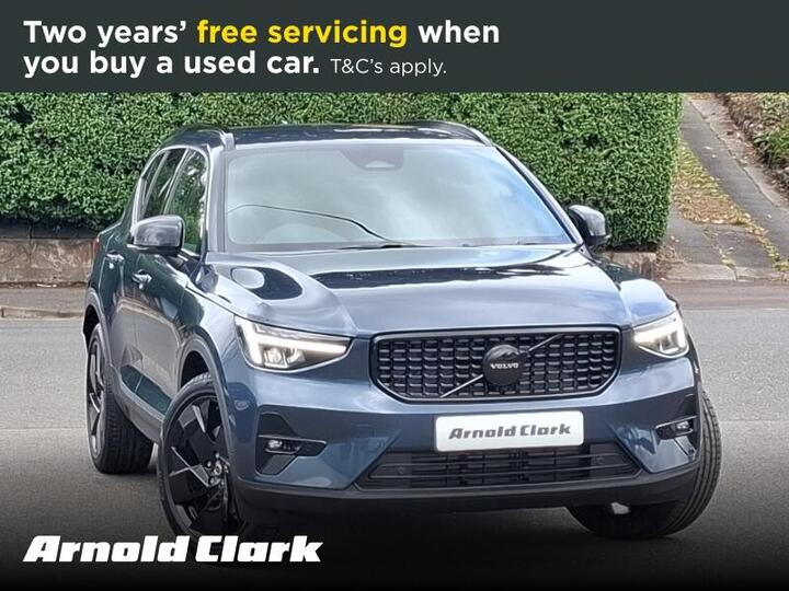 Volvo XC40 2.0 B3 MHEV Plus Black Edition DCT Auto Euro 6 (s/s) 5dr
