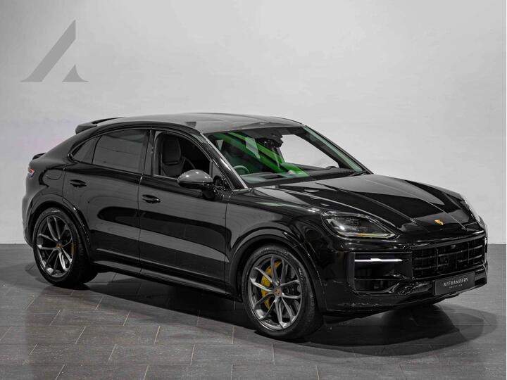 Porsche Cayenne 4.0T V8 GTS TiptronicS 4WD Euro 6 (s/s) 5dr Porsche Cayenne 4.0T V8 GTS TiptronicS 4WD Euro 6 (s/s) 5dr