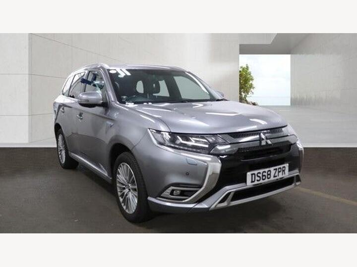 Mitsubishi Outlander 2.4h TwinMotor 13.8kWh 4h CVT 4WD Euro 6 (s/s) 5dr