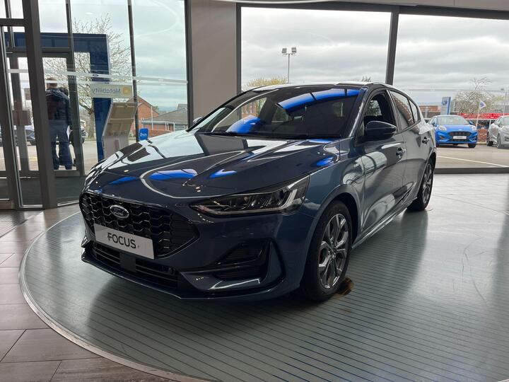 Ford Focus 1.0T EcoBoost MHEV ST-Line Euro 6 (s/s) 5dr