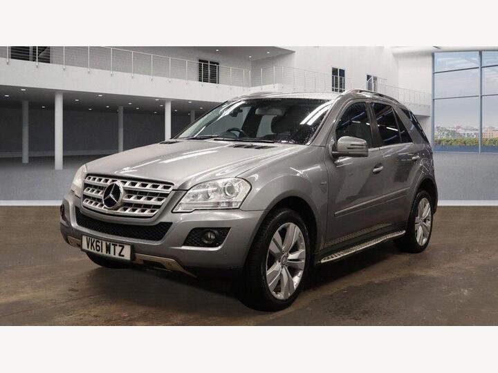 Mercedes-Benz M Class 3.0 ML300 CDI V6 BlueEfficiency Sport G-Tronic 4WD Euro 5 5dr