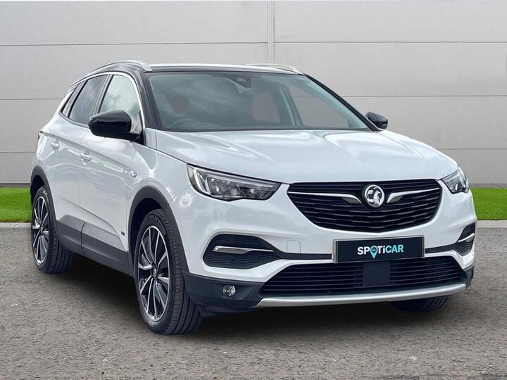 Vauxhall Grandland X 1.6 13.2kWh Business Edition Nav Premium Auto 4WD Euro 6 (s/s) 5dr Hybrid4