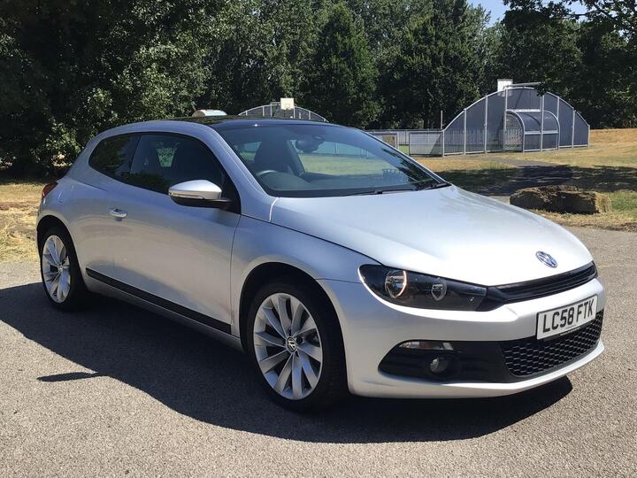 Volkswagen Scirocco 2.0 TSI GT DSG Euro 4 3dr