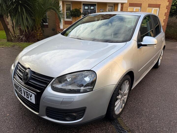 Volkswagen Golf 2.0 TDI DPF GT Sport DSG 5dr