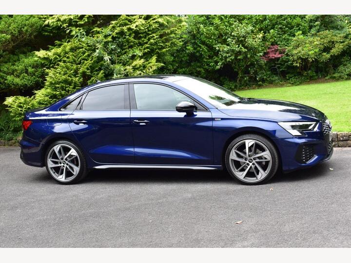 Audi A3 2.0 TDI 35 Edition 1 S Tronic Euro 6 (s/s) 4dr