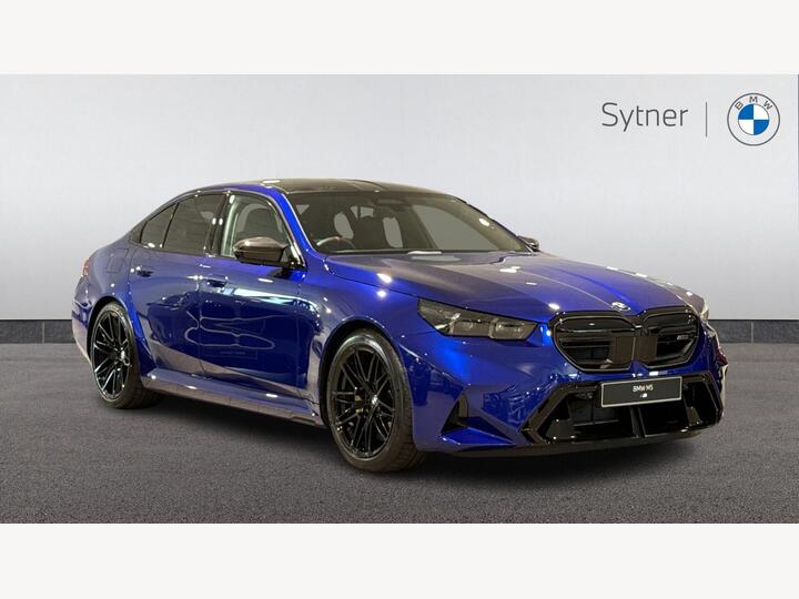 BMW M5 4.4 22.1kWh Steptronic XDrive Euro 6 (s/s) 4dr