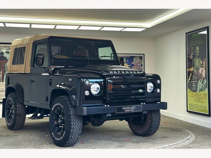 Land Rover Defender 90 2.2 TDCi Black Edition Soft Top 2DR