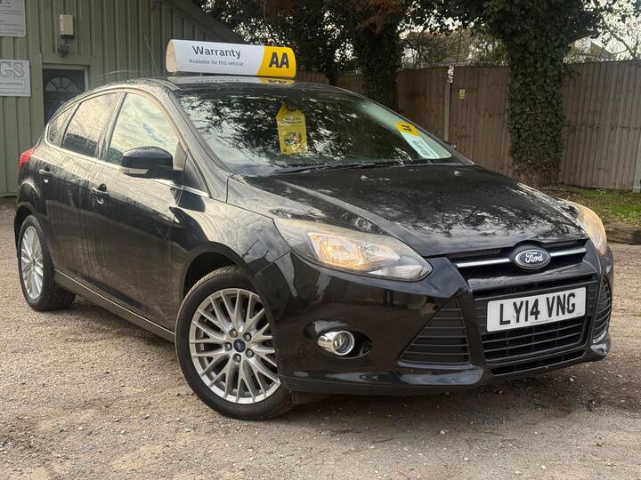 Ford Focus 1.6 Zetec Navigator Powershift Euro 5 5dr