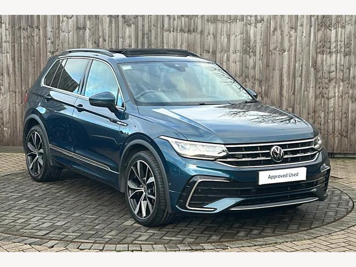 Volkswagen Tiguan 2.0 TDI R-Line DSG Euro 6 (s/s) 5dr