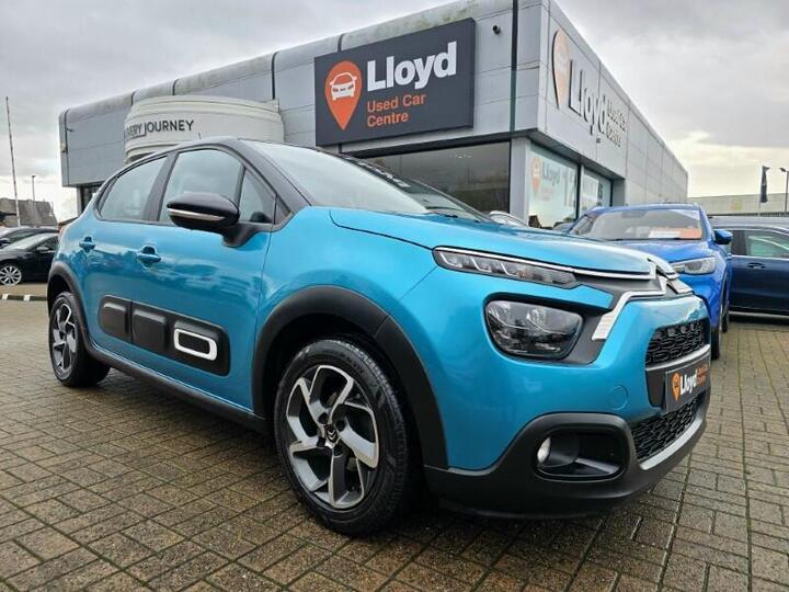Citroen C3 1.2 PureTech Shine Euro 6 (s/s) 5dr Citroen C3 1.2 PureTech Shine Euro 6 (s/s) 5dr