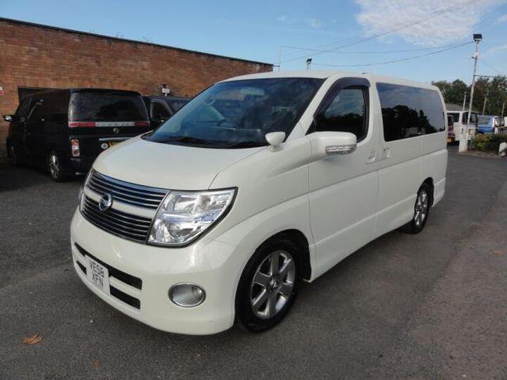 Nissan Elgrand HIGHWAY STAR 2.5 FRESH IMPORT Nissan Elgrand HIGHWAY STAR 2.5 FRESH IMPORT