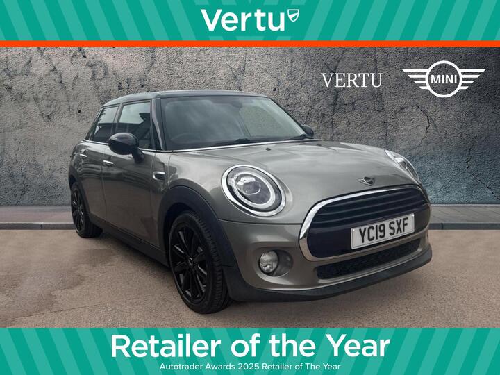 MINI Hatchback 1.5 Cooper Classic Steptronic Euro 6 (s/s) 5dr